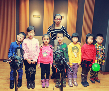 雨田德系钢琴行