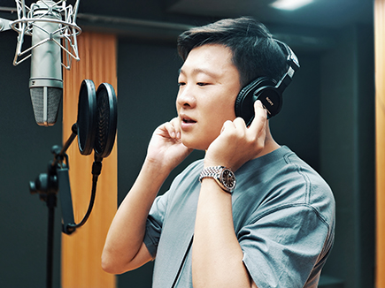 个人独唱《爱就一个字》